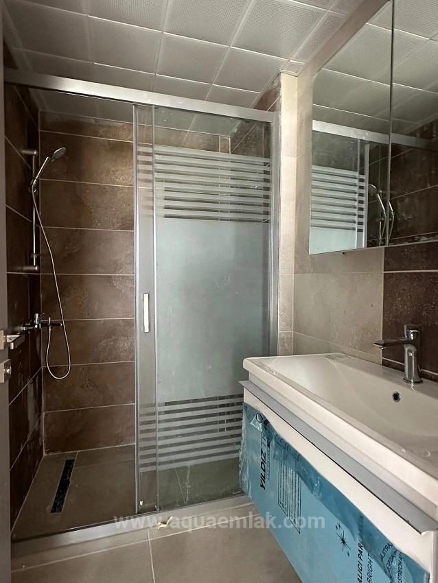 2+1-Zimmer-Wohnung In Köyceğiz Zu Vermieten, 2. Stock, Alle Zimmer Klimatisiert, In Einer Wohnanlage