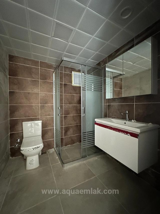 3+1-Zimmer-Wohnung In Köyceğiz Zu Vermieten, Erdgeschoss, Alle Zimmer Klimatisiert, In Einer Wohnanlage Mit Zugangskontrolle.