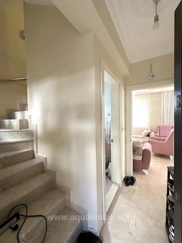 Villa Mit Pool Auf Einem Grundstück Im Stadtteil Fethiye Akarca