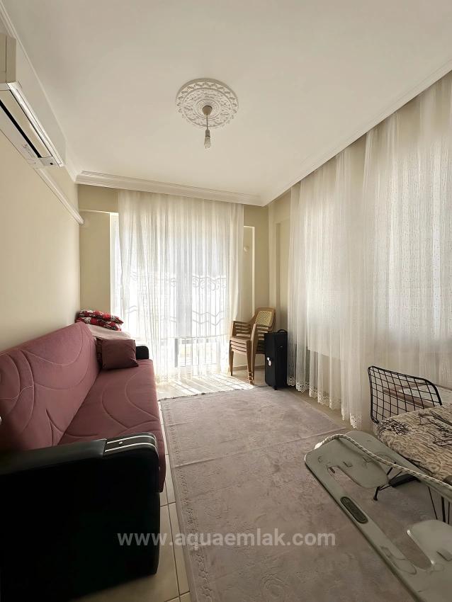 Villa Mit Pool Auf Einem Grundstück Im Stadtteil Fethiye Akarca