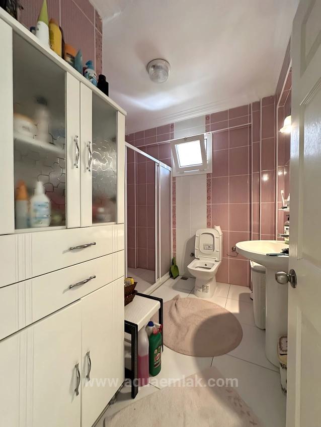 Villa Mit Pool Auf Einem Grundstück Im Stadtteil Fethiye Akarca