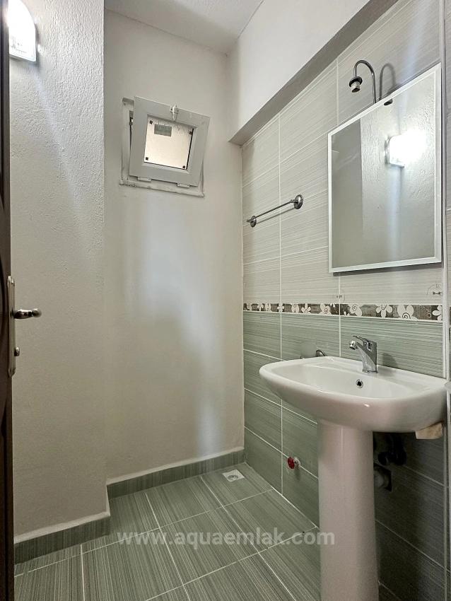 In Köyceğiz Zentrum Liegt Eine 3+1 Wohnung Mit Großem Nutzungsgebiet