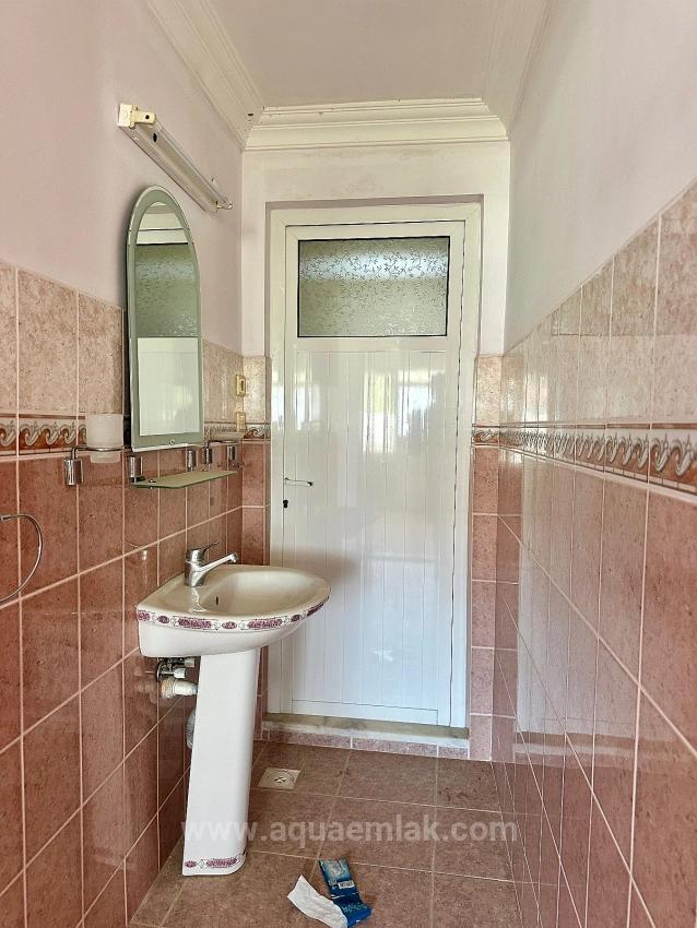 3+1 Wohnung Zur Miete Im Stadtteil Zeytinalanı, Köyceğiz.