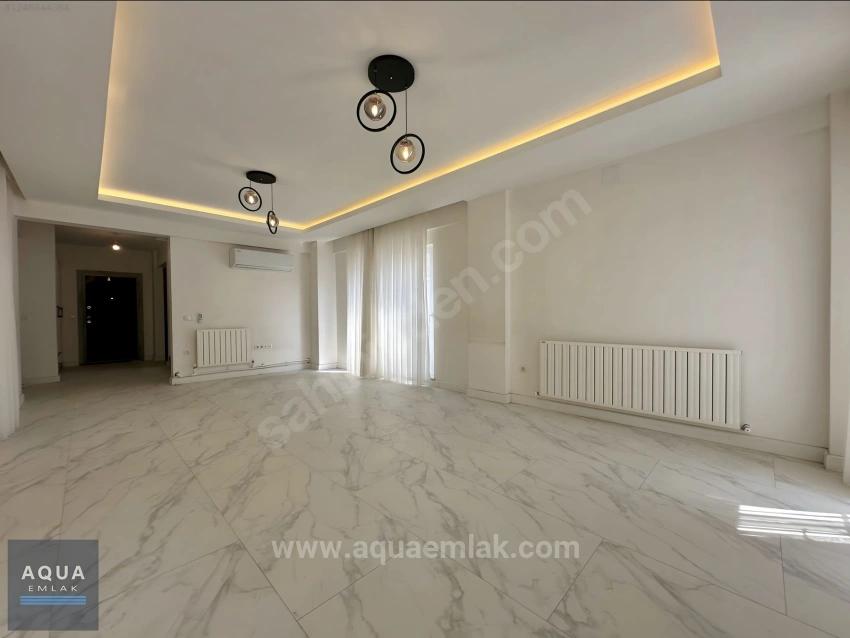 Freistehende Villa Mit 4+1 Schlafzimmern, Pool Und Wärmepumpe In Köyceğiz Zu Vermieten