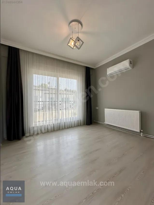 Freistehende Villa Mit 4+1 Schlafzimmern, Pool Und Wärmepumpe In Köyceğiz Zu Vermieten