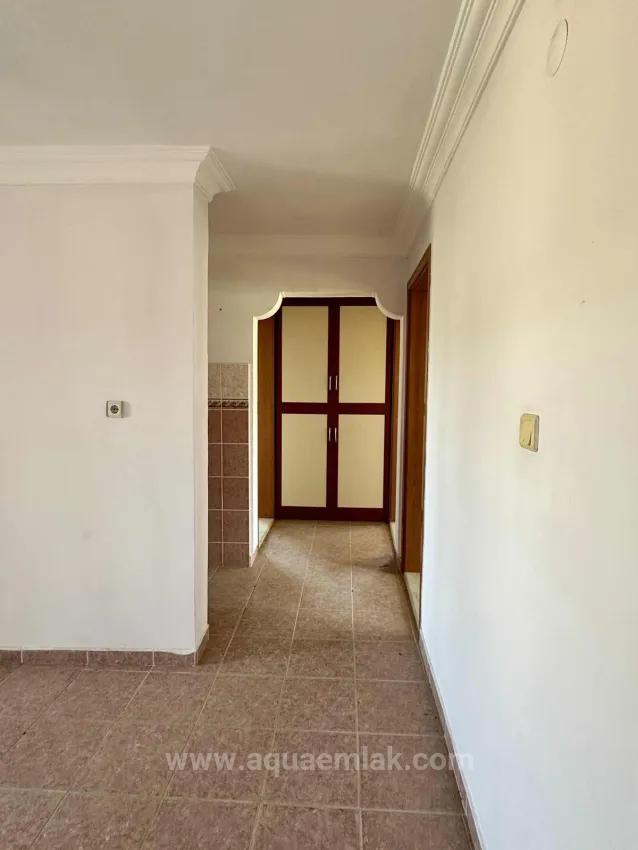 In Zeytinalanı Mahallesi, Spacious 3+1 Flat For Rent In Köyceğiz.