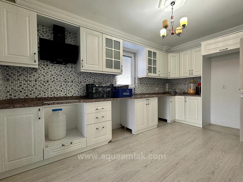 2+1-Zimmer-Ferienwohnung Mit Pool, Zentralheizung Und Großem Balkon In Köycegiz