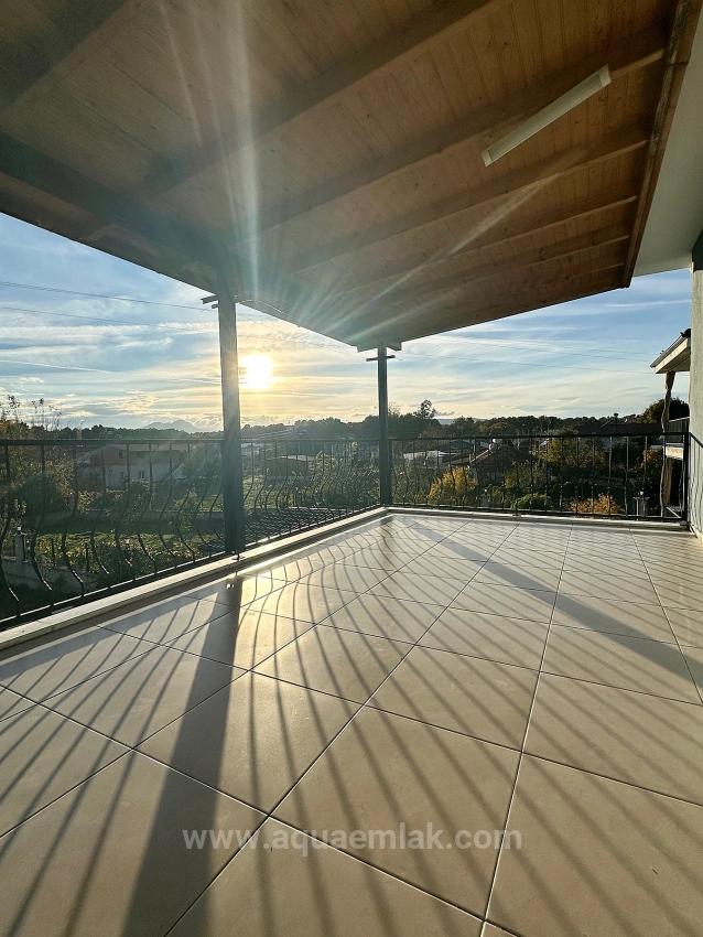 2+1-Zimmer-Ferienwohnung Mit Pool, Zentralheizung Und Großem Balkon In Köycegiz