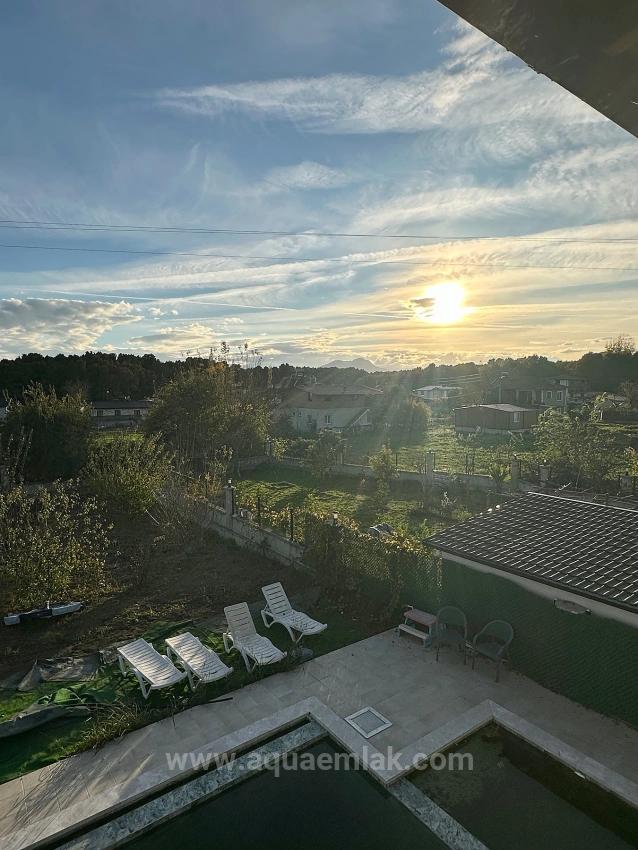 2+1-Zimmer-Ferienwohnung Mit Pool, Zentralheizung Und Großem Balkon In Köycegiz