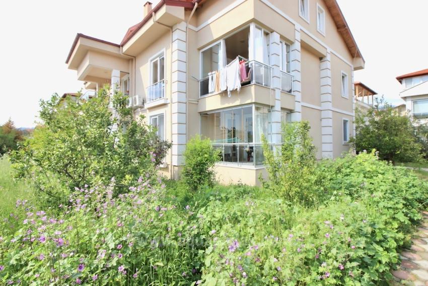 2+1 Wohnung Mit Garten Zum Verkauf Im Zentrum Von Köyceğiz