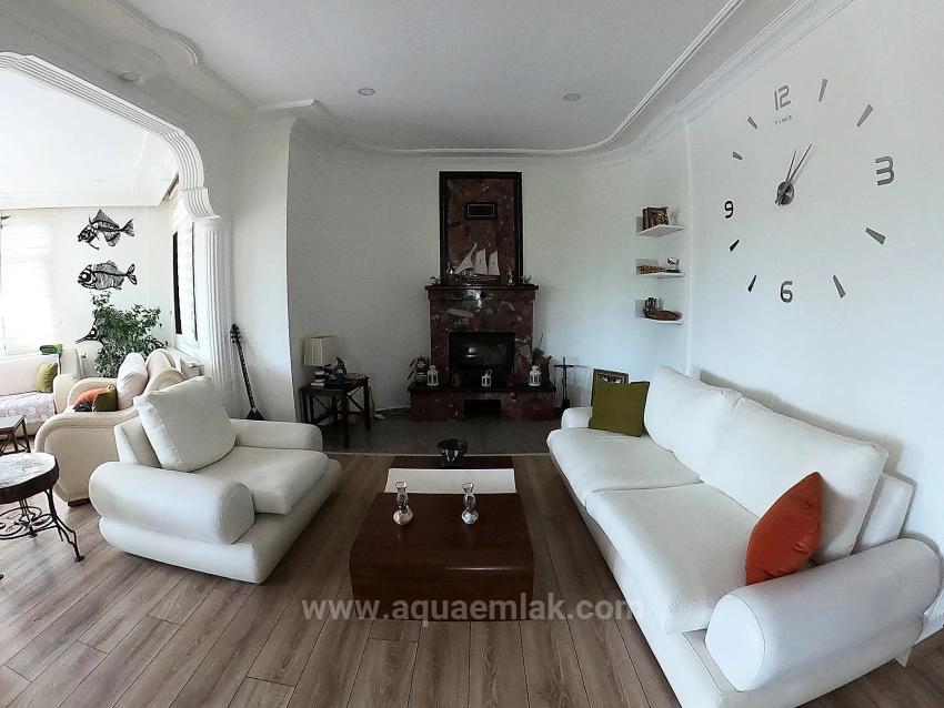 Luxusvilla Mit Pool Auf 1458 M² Grundstück Zum Verkauf In Köyceğiz