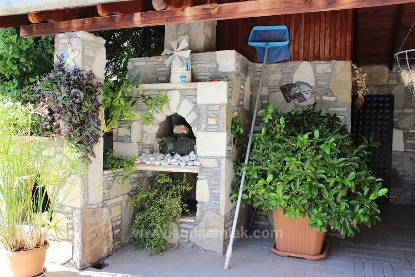 Luxusvilla Mit Pool Auf 1458 M² Grundstück Zum Verkauf In Köyceğiz