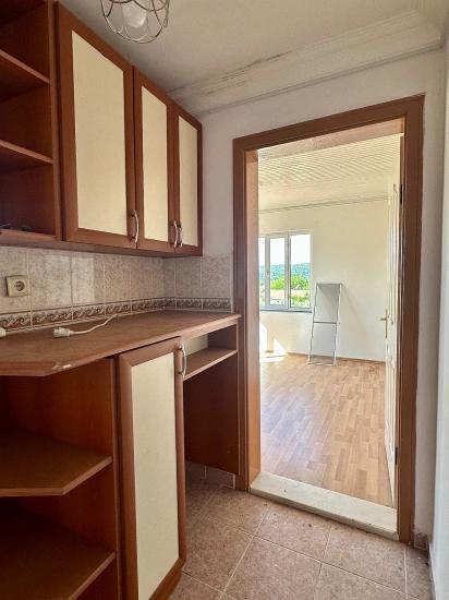 3+1 Wohnung Zur Miete Im Stadtteil Zeytinalanı, Köyceğiz.
