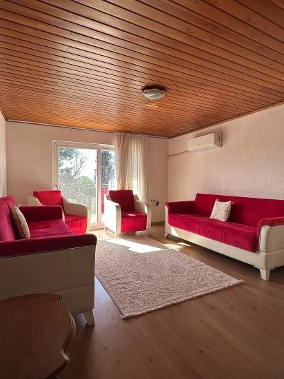 Köyceğiz Yenimahalle Große, Klimatisierte, Möblierte 2+1-Wohnung Mit Terrasse Zu Vermieten