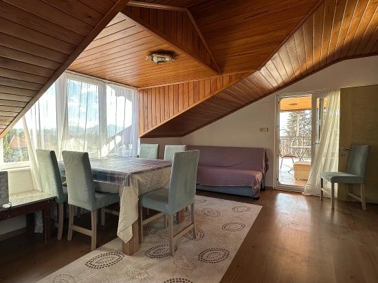 Köyceğiz Yenimahalle Große, Klimatisierte, Möblierte 2+1-Wohnung Mit Terrasse Zu Vermieten