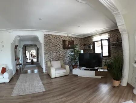 Luxusvilla Mit Pool In 1458 M² Grundstück Zum Verkauf In Köyceğiz