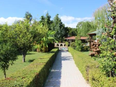 Luxusvilla Mit Pool In 1458 M² Grundstück Zum Verkauf In Köyceğiz