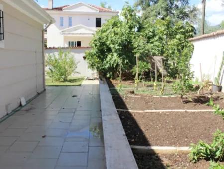 Luxusvilla Mit Pool In 1458 M² Grundstück Zum Verkauf In Köyceğiz