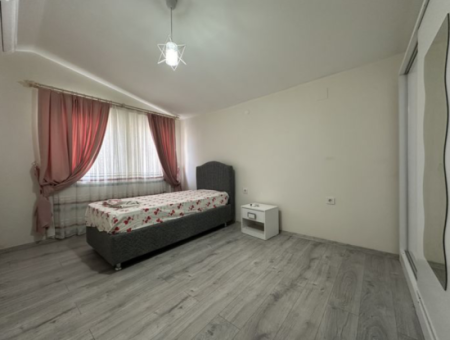 3 In 1 Möblierte Und Klimatisierte Maisonette-Wohnung Im Entwicklungsviertel Köyceğiz