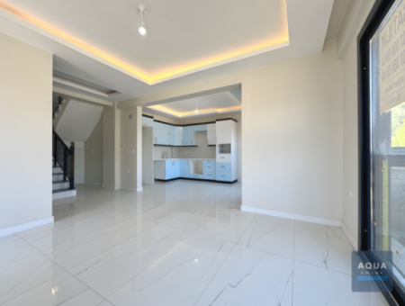 Köyceğiz Beyobasi Mah. Neu Gebautes 2 1 Haus Mit Privatem Garten