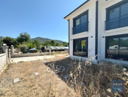 Köyceğiz Beyobasi Mah. Neu Gebautes 2 1 Haus Mit Privatem Garten