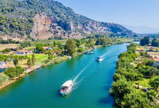 Über Den Dalyan-Kanal Und Die Felsengräber Von Kaunos