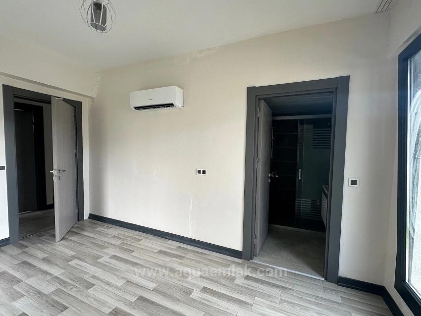 2+1 Apartment For Rent In Köyceğiz, Ground Floor, All Rooms Air-Conditioned, Within A Gated Community.