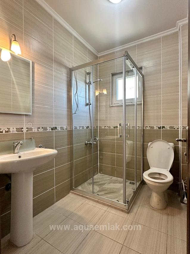 In The Centre Of Köyceğiz, A 3+1 Flat With A Spacious Usage Area