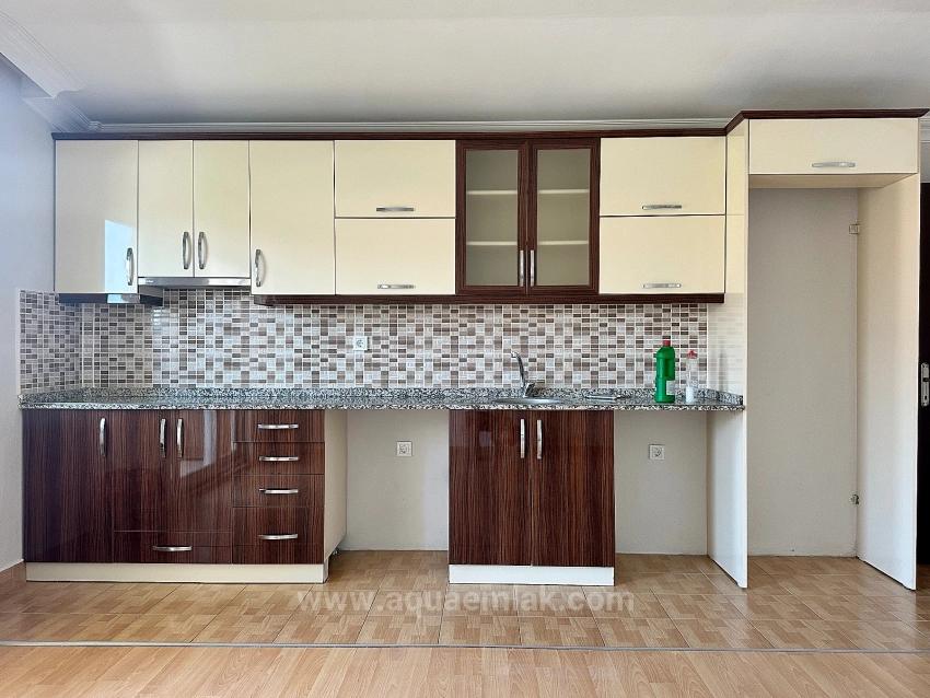 In The Centre Of Köyceğiz, A 3+1 Flat With A Spacious Usage Area