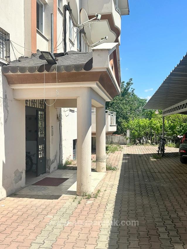 In The Centre Of Köyceğiz, A 3+1 Flat With A Spacious Usage Area