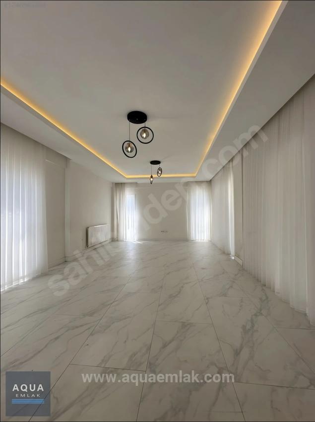 4+1 Detached Villa With Pool And Heat Pump For Rent In Köyceğiz