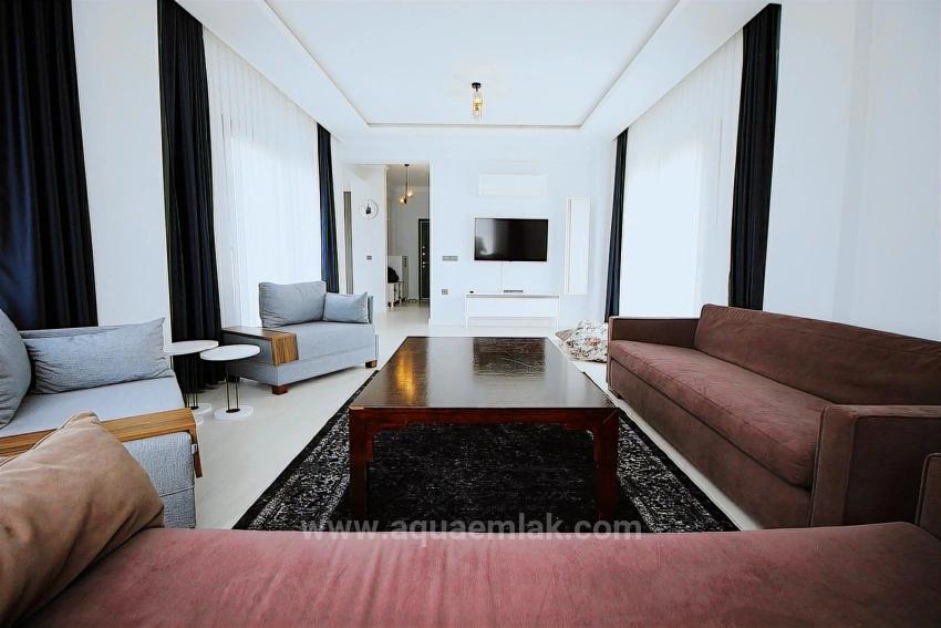 4+1 Fully Detached Villa For Rent In Köyceğiz With Air Conditioning In All Rooms