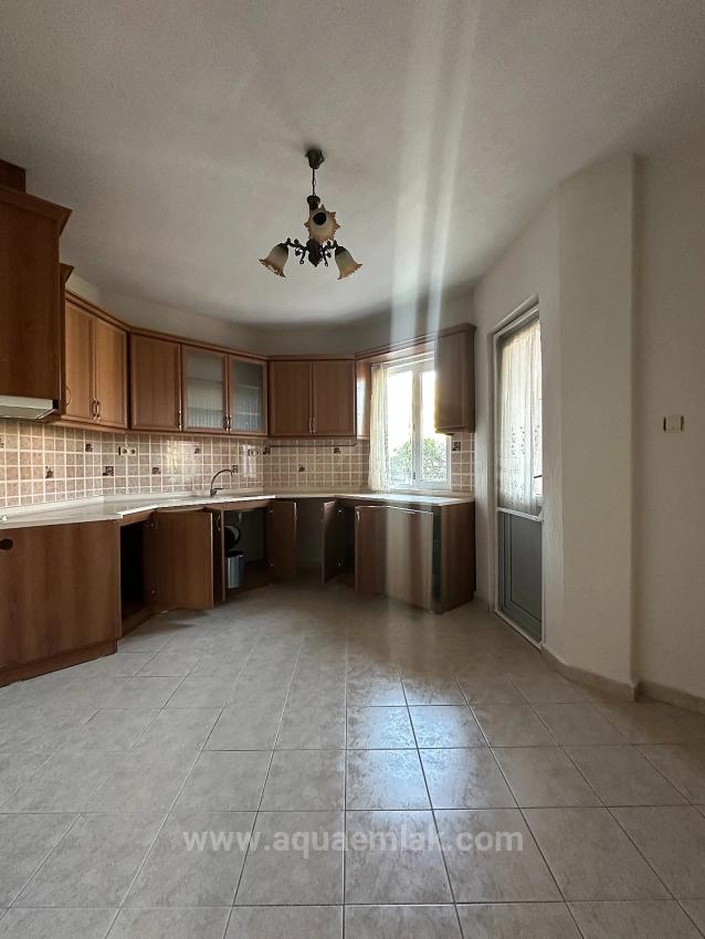 3+1 Ground Floor Apartment For Rent In Yenimahalle, Köyceğiz