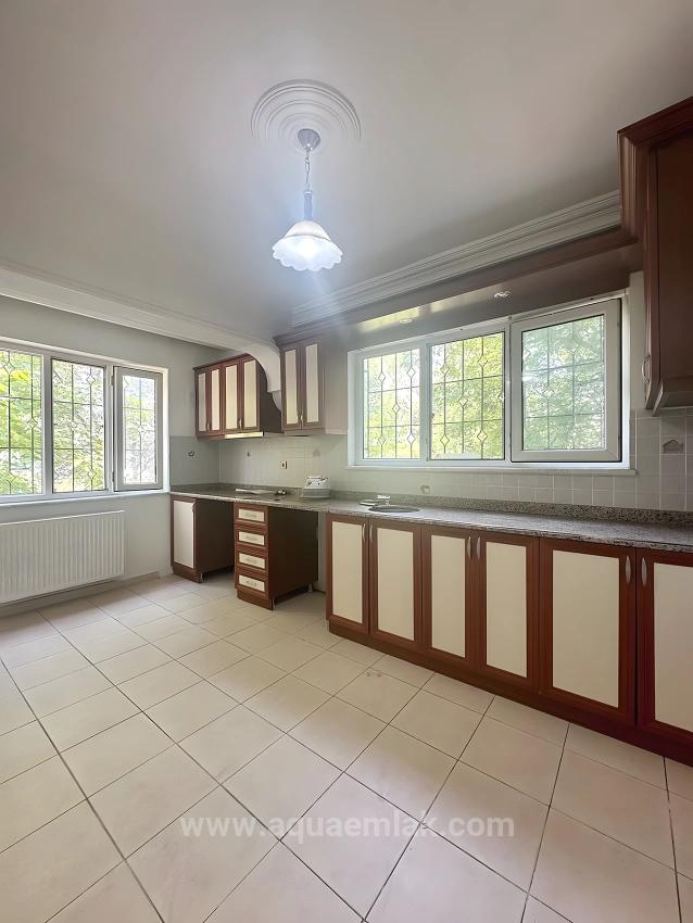 3+1 Detached House For Rent In Köyceğiz Center