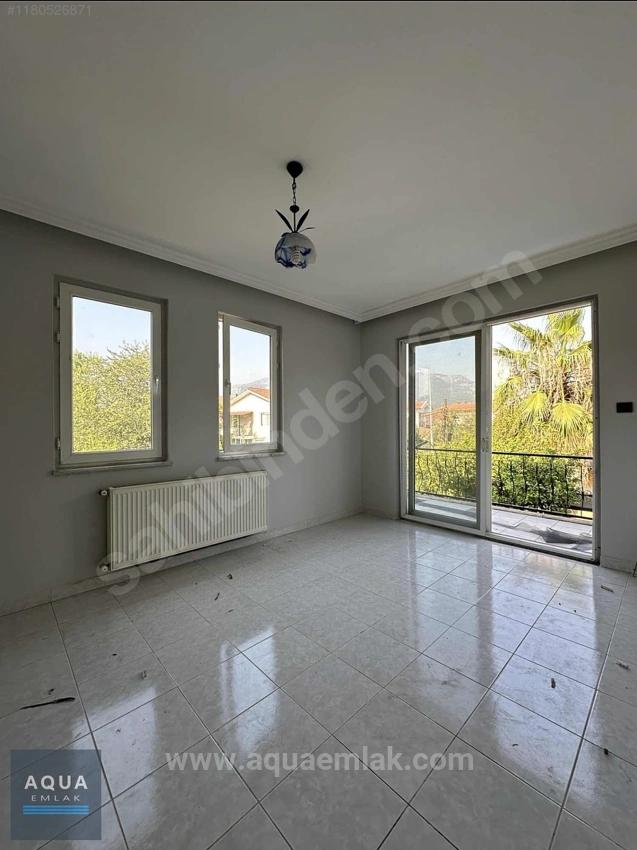 5-Bedroom, 1-Living Room Apartment For Rent In The City Center And Within A Gated Community.