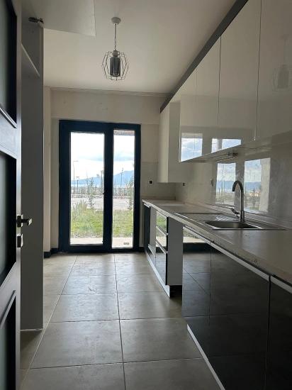 2+1 Apartment For Rent In Köyceğiz, Ground Floor, All Rooms Air-Conditioned, Within A Gated Community.