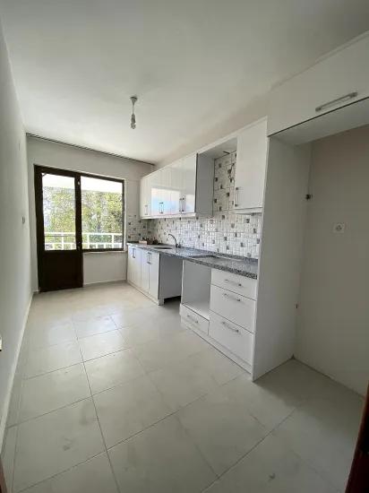 Köyceğiz Gülpınar neighbourhood 2+1 Spacious Balcony For Rent Apartment
