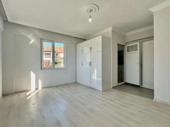 2+1 Apartment For Rent With Lake View In Yeşilköy, Köyceğiz