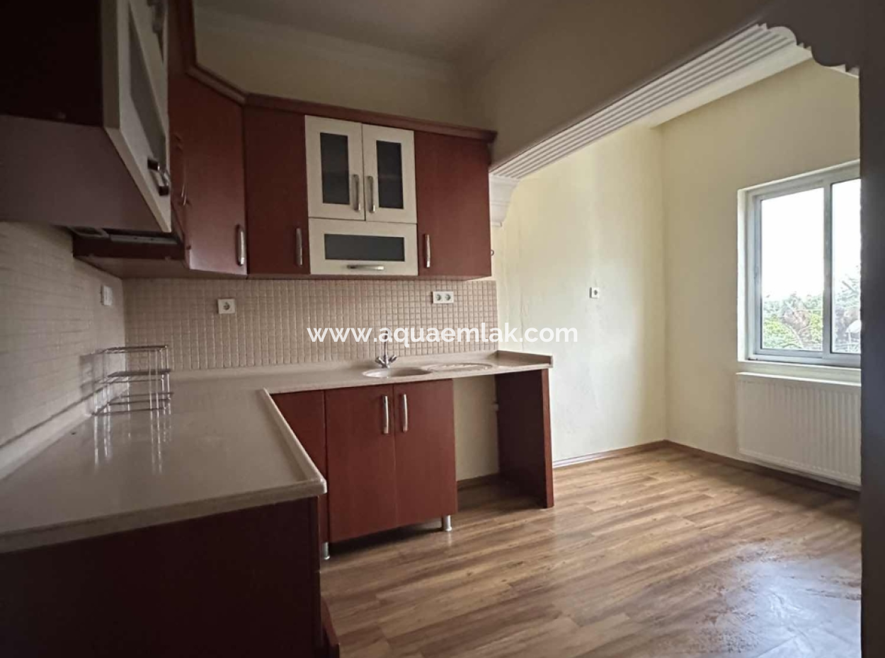 4 1 Garden Apartment For Rent In Köyceğiz Toparlar Neighborhood
