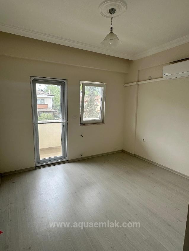 В Центре Города Кёйджегиз Сдаются В Аренду Три Двухуровневые Квартиры С Кондиционерами (3+1).