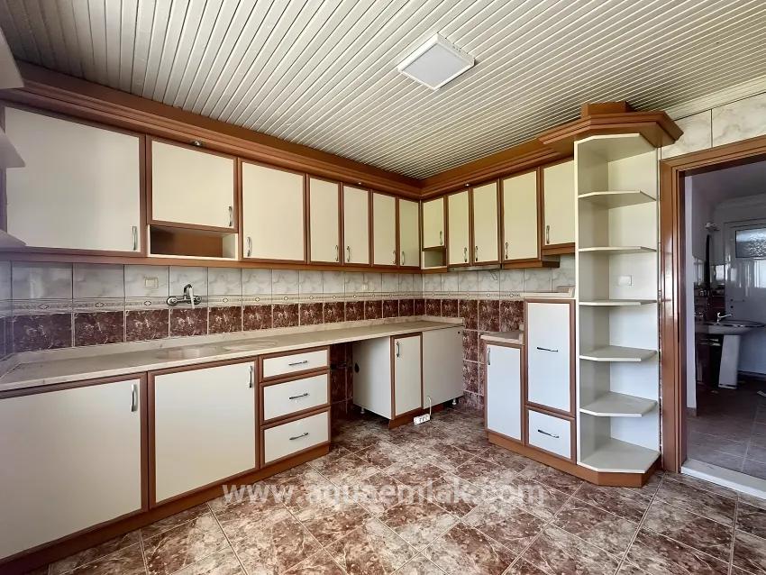 В аренду Квартира 3+1 в Zeytinalanı Köyceğiz - 130 m²