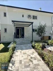 В Аренду Вилла 4+1 в Yangı Köyceğiz - 180 m²