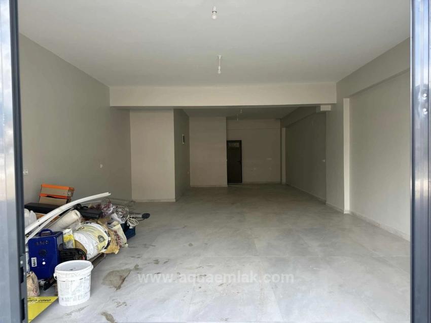 Toparlar Ana Cadde Üzerinde Kiralık Dükkan/Mağaza