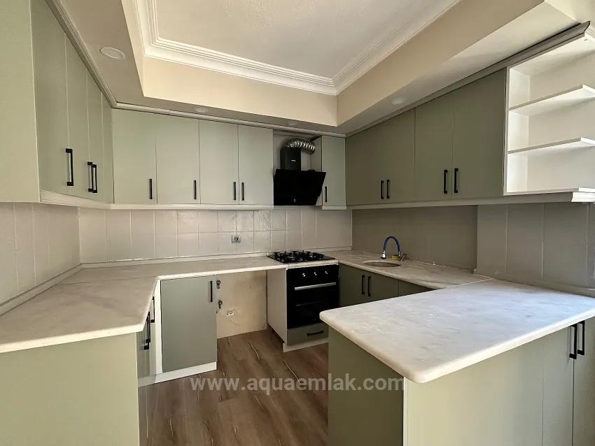 Köyceğiz Merkezde Ve Site İçerisinde 5 Oda 1 Salon Kiralık Ev