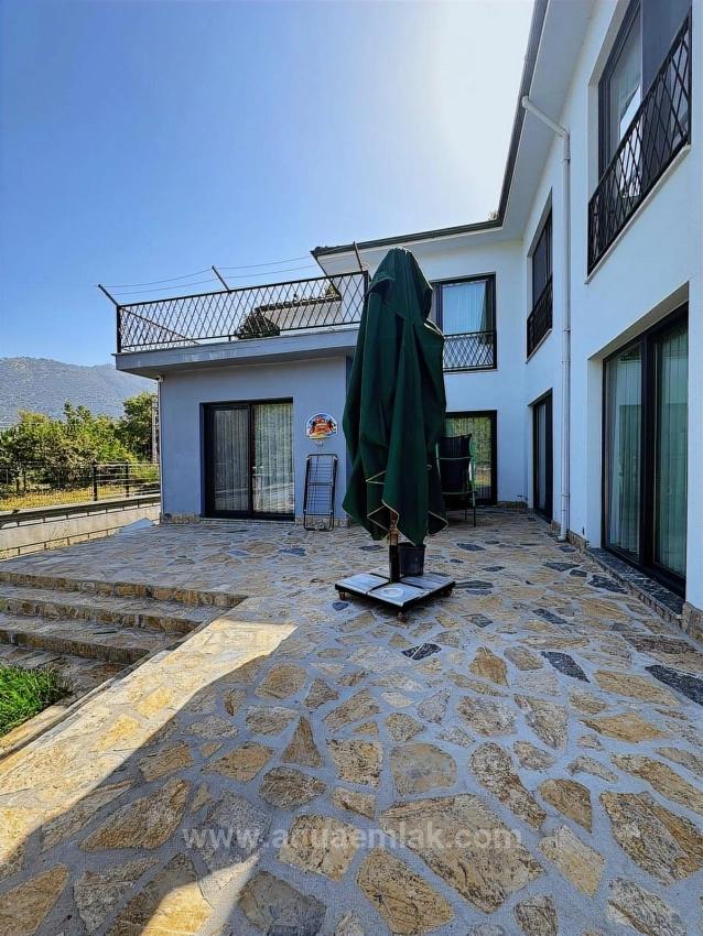 Köyceğiz De Tüm Odalar Klimalı 4+1 Tam Müstakil Kiralık Villa