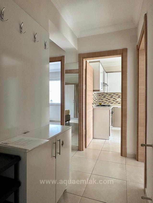 Köyceğiz Merkezde Kiralık Daire. Bahçe Katı 2+1 Kapalı Mutfak & Klimalı