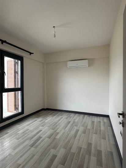 Köyceğiz De Site İcinde 2. Kat Tum Odalari Klimali 2+1 Kiralik Daire