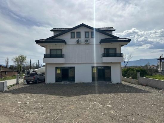Toparlar Ana Cadde Üzerinde Kiralık Dükkan / Mağaza