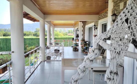 Köyceğiz Zaferler Mahallesinde Eşyalı 4+1 Kiralık Müstakil Ev