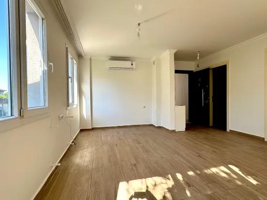 Köyceğiz Merkezi Konumda Kapalı Balkonlu Ve Klimalı 1+1 Daire